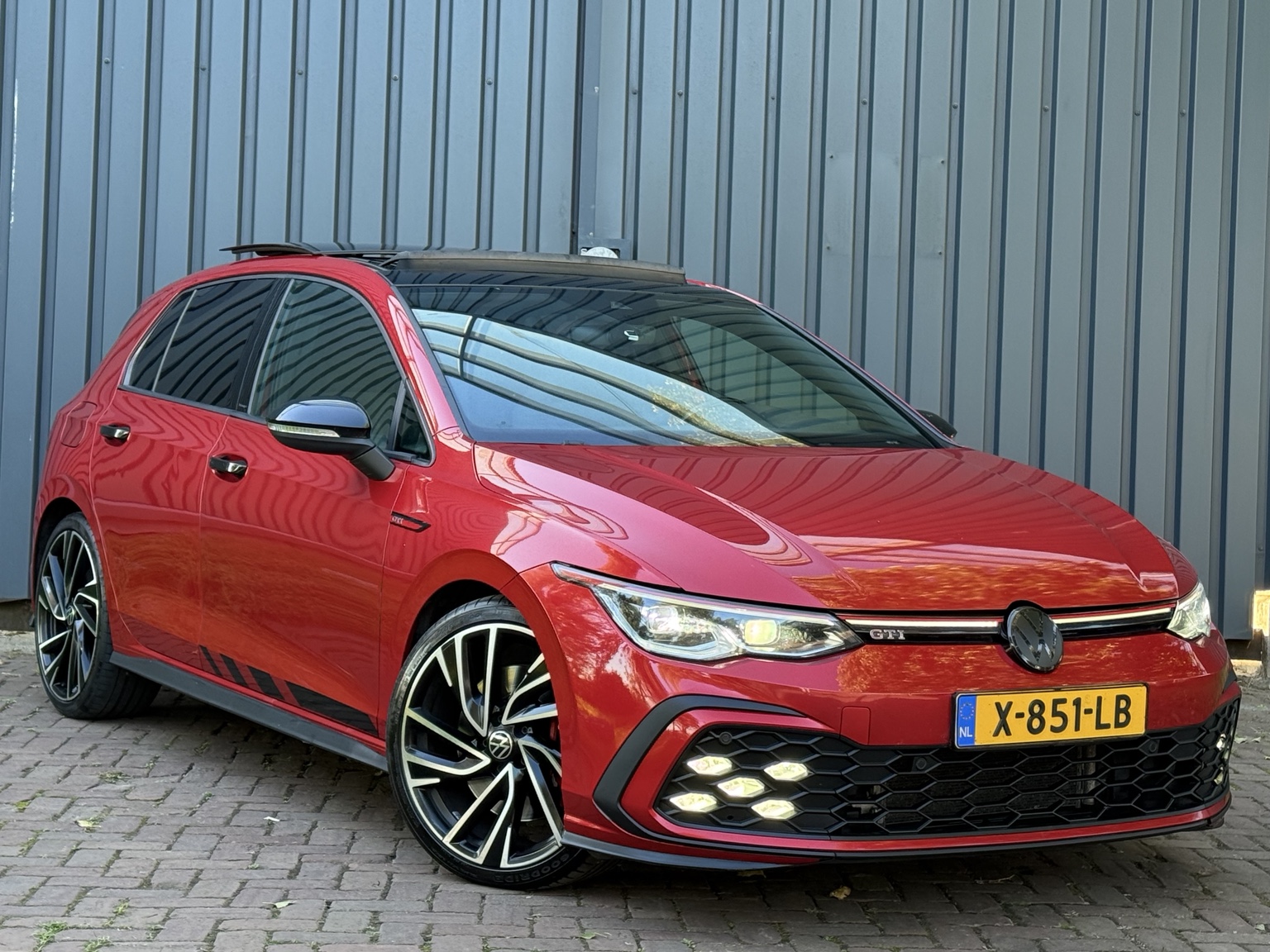 Volkswagen Golf GTI